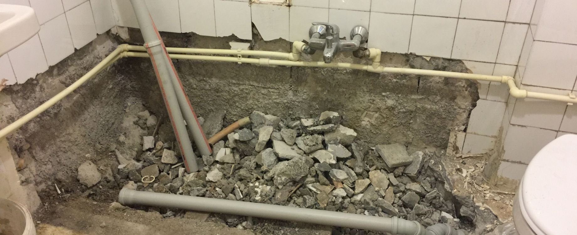 bathroom fitter near me W5 5DA